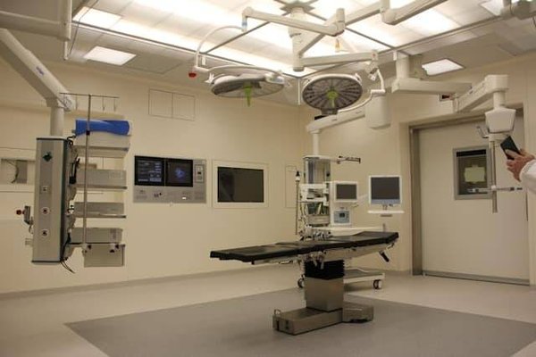Révolution en salle d'opération : La robotique chirurgicale et son impact sur la médecine moderne